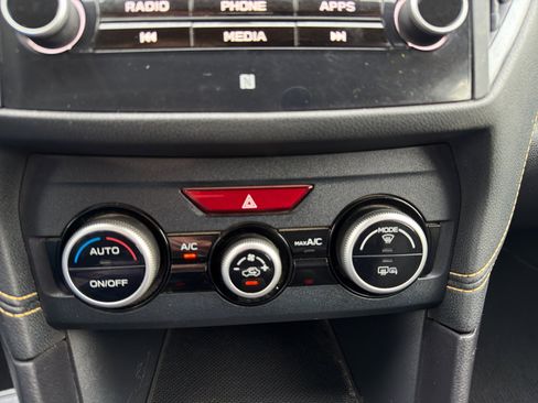 Used 2021 Subaru Crosstrek 2.5i Sport w/ Moonroof Package image 20