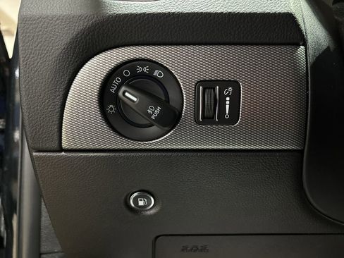 Used 2018 Dodge Durango R/T AWD/4WD image 24