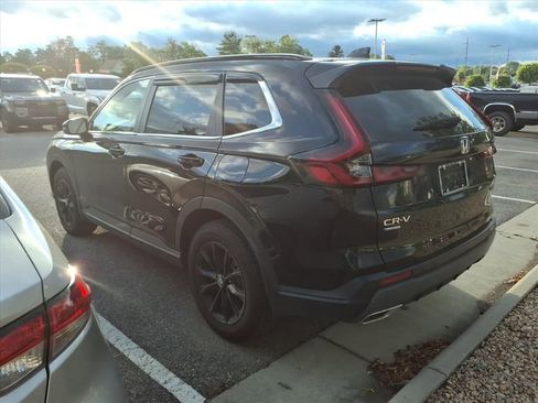 Used 2025 Honda CR-V Sport image 3