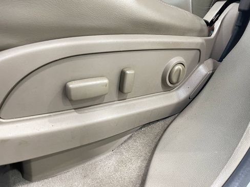 Used 2016 GMC Acadia Denali image 16