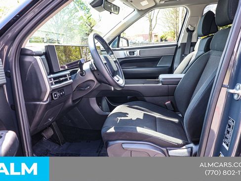 Used 2025 Hyundai Santa Fe SE image 17