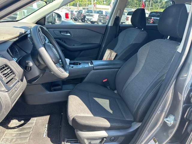 Certified 2023 Nissan Rogue SV FWD image 5