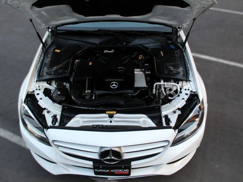 Used 2016 Mercedes-Benz C 300 Sedan image 7