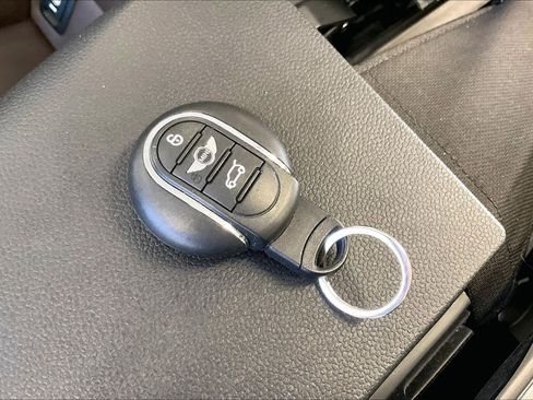 Used 2017 MINI Cooper Convertible image 14