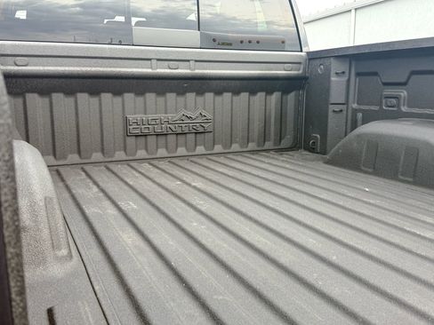 Certified 2023 Chevrolet Silverado 1500 High Country w/ High Country Premium Package AWD/4WD image 14