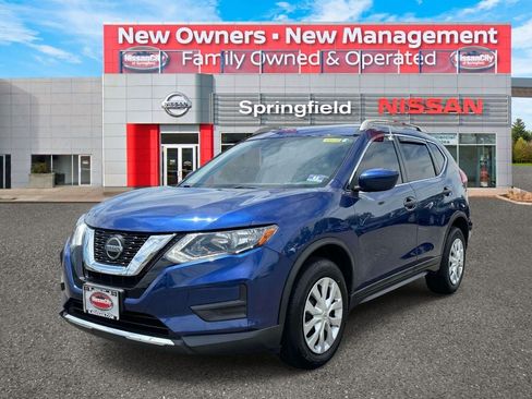 Used 2019 Nissan Rogue S AWD/4WD image 2