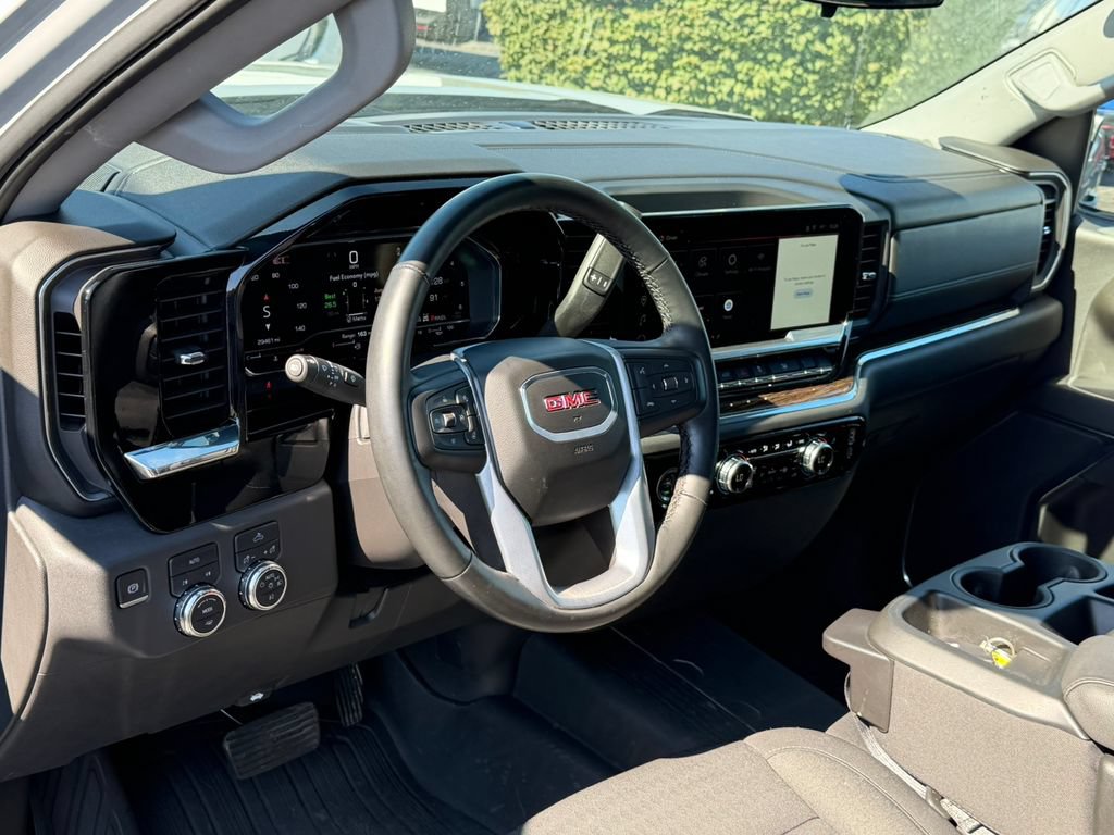 Used 2024 GMC Sierra 1500 Elevation w/ LPO, Elevation Black Package AWD/4WD image 25