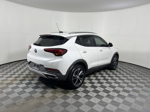 Used 2021 Buick Encore GX Essence w/ Advanced Technology Package FWD image 5