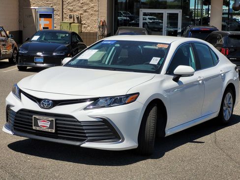 Used 2023 Toyota Camry LE FWD image 16