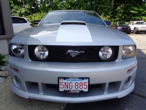 Used 2007 Ford Mustang GT RWD image 2