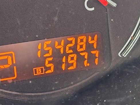 Used 2010 Nissan Altima 2.5 S w/ Premium Audio Pkg image 8