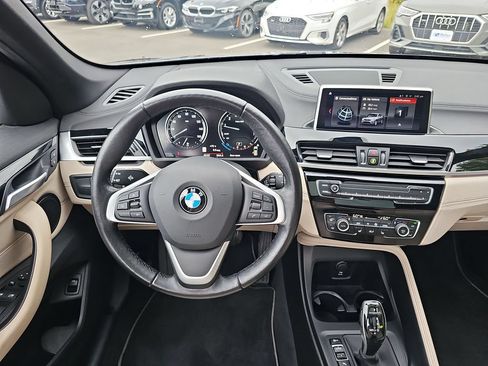 Used 2021 BMW X1 xDrive28i w/ Convenience Package AWD/4WD image 13