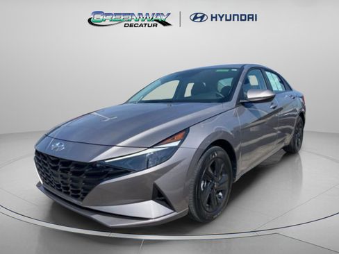 Certified 2023 Hyundai Elantra Blue image 4