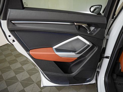 Used 2023 Audi Q3 2.0T Premium Plus w/ Premium Plus Package image 24