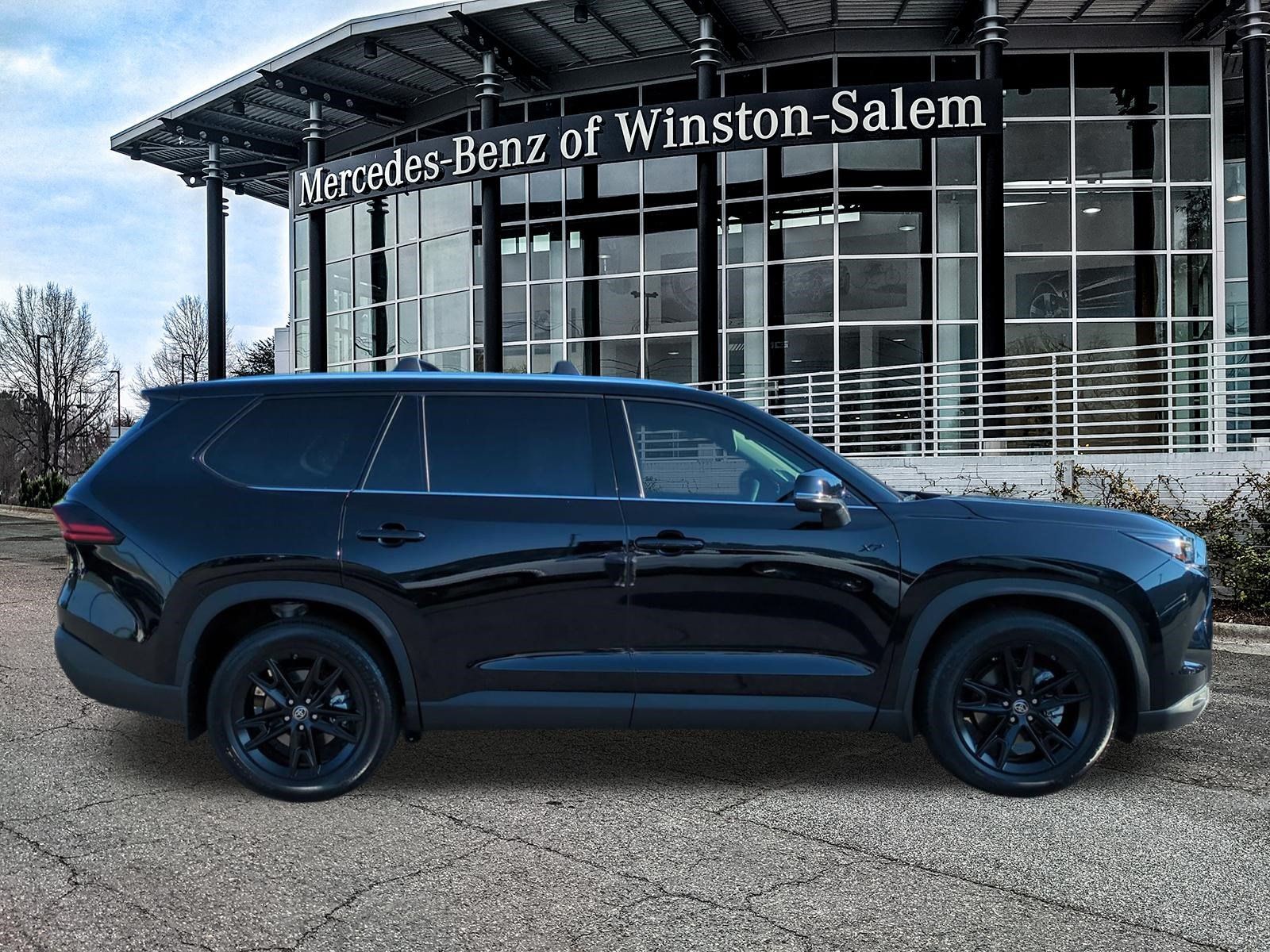 Used 2025 Toyota Grand Highlander FWD image 1