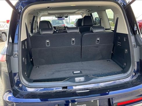 Certified 2025 INFINITI QX80 Sensory image 51
