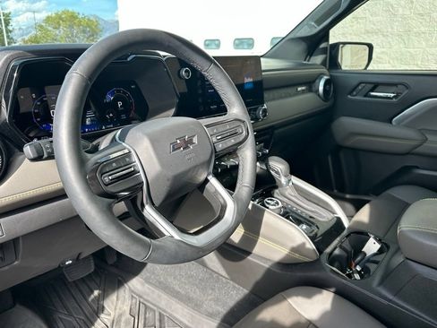 Used 2024 Chevrolet Colorado ZR2 w/ ZR2 Convenience Package III AWD/4WD image 15