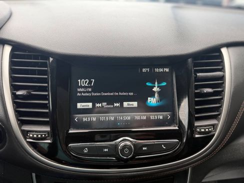 Used 2017 Chevrolet Trax LT w/ LT Convenience Package FWD image 13