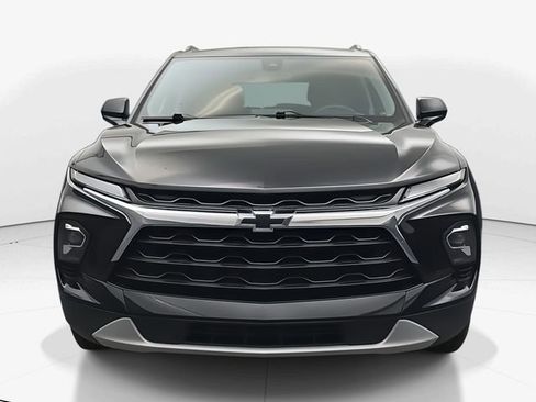 Used 2023 Chevrolet Blazer LT w/ Convenience Package image 3