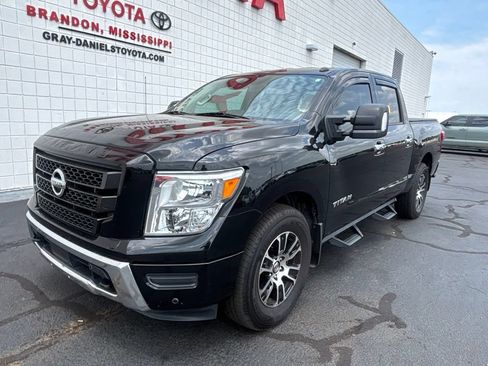 Used 2021 Nissan Titan SV w/ SV Convenience Package AWD/4WD image 1