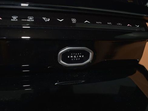 New 2026 Jeep Grand Cherokee Summit image 18