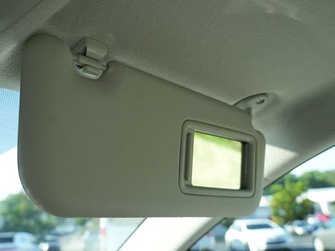Used 2026 Toyota Corolla Cross L FWD image 39