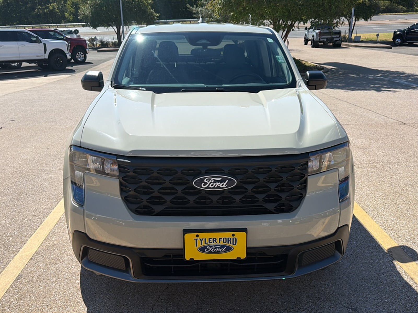 Used 2025 Ford Maverick XLT w/ Equipment Group 302A AWD/4WD image 3