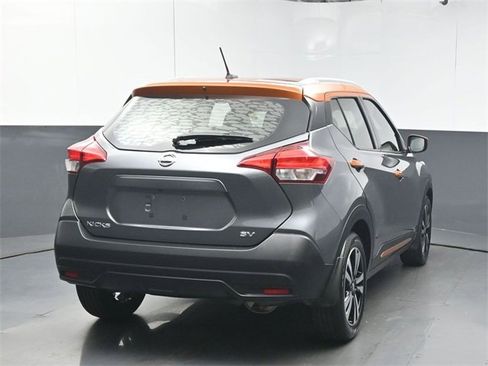 Used 2019 Nissan Kicks SV image 7