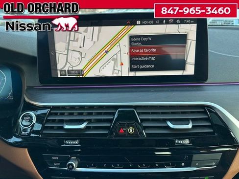 Used 2023 BMW 530i xDrive 530i xDrive w/ Premium Package image 18