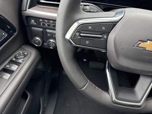 New 2025 Chevrolet Suburban LT w/ Comfort Package image 22