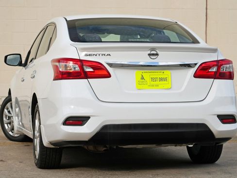Used 2017 Nissan Sentra S w/ S Style Package FWD image 5