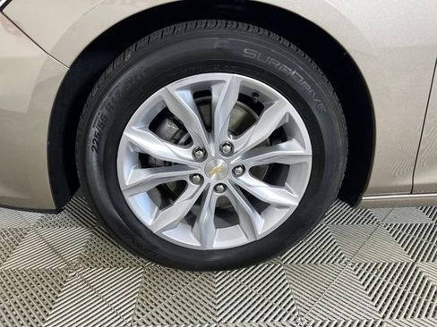 Used 2023 Chevrolet Malibu LT image 24