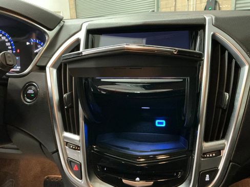 Used 2014 Cadillac SRX Premium image 23
