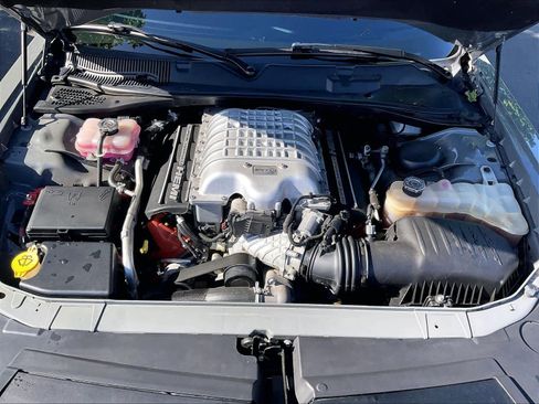 Used 2018 Dodge Challenger SRT Hellcat image 12
