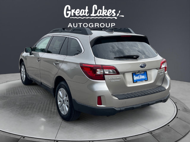 Used 2017 Subaru Outback 2.5i Premium AWD/4WD image 3