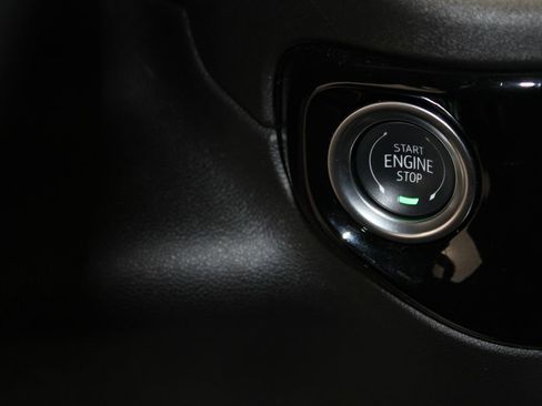 Used 2024 Chevrolet Silverado 1500 High Country w/ High Country Premium Package image 43