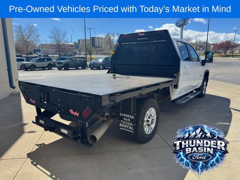 Used 2024 Chevrolet Silverado 2500 LT w/ Convenience Package AWD/4WD image 5