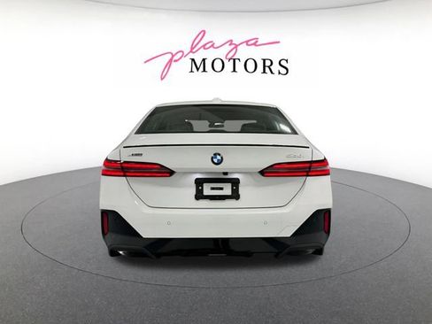 New 2026 BMW 530i xDrive w/ M Sport Package AWD/4WD image 5