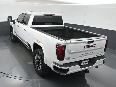 Used 2024 GMC Sierra 2500 Denali w/ Denali Reserve Package AWD/4WD image 40