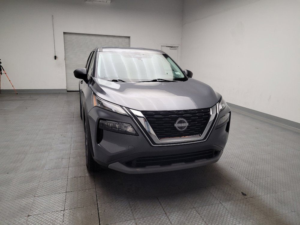 Used 2023 Nissan Rogue S FWD image 14