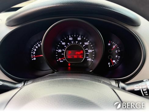 Used 2019 Kia Soul FWD image 36