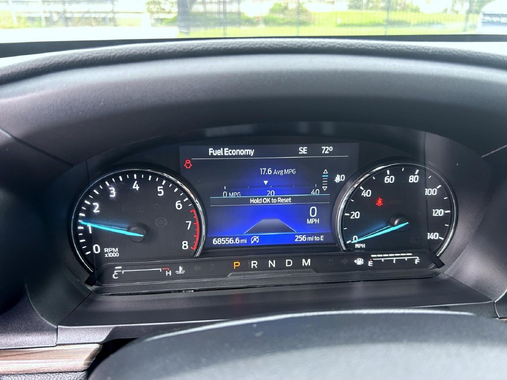 Used 2020 Ford Explorer Limited w/ Class III Trailer Tow Package AWD/4WD image 15