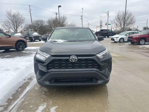 New 2025 Toyota RAV4 LE image 8