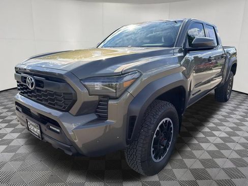 Used 2024 Toyota Tacoma TRD Off-Road w/ TRD Off Road Upgrade Package AWD/4WD image 3