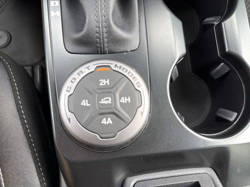 Used 2025 Ford Bronco Badlands AWD/4WD image 29