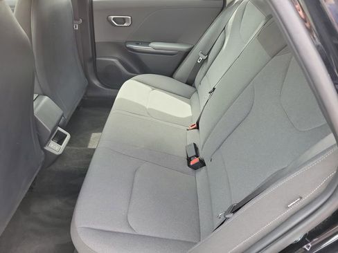 Used 2025 Kia K4 FWD image 14