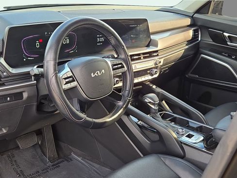 Certified 2023 Kia Telluride S image 17