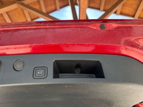 Used 2025 Chevrolet Equinox LT w/ Convenience Package II image 44