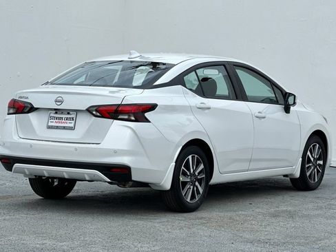 New 2025 Nissan Versa SV w/ Trunk Package FWD image 4
