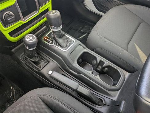 Used 2022 Jeep Wrangler Sport image 12